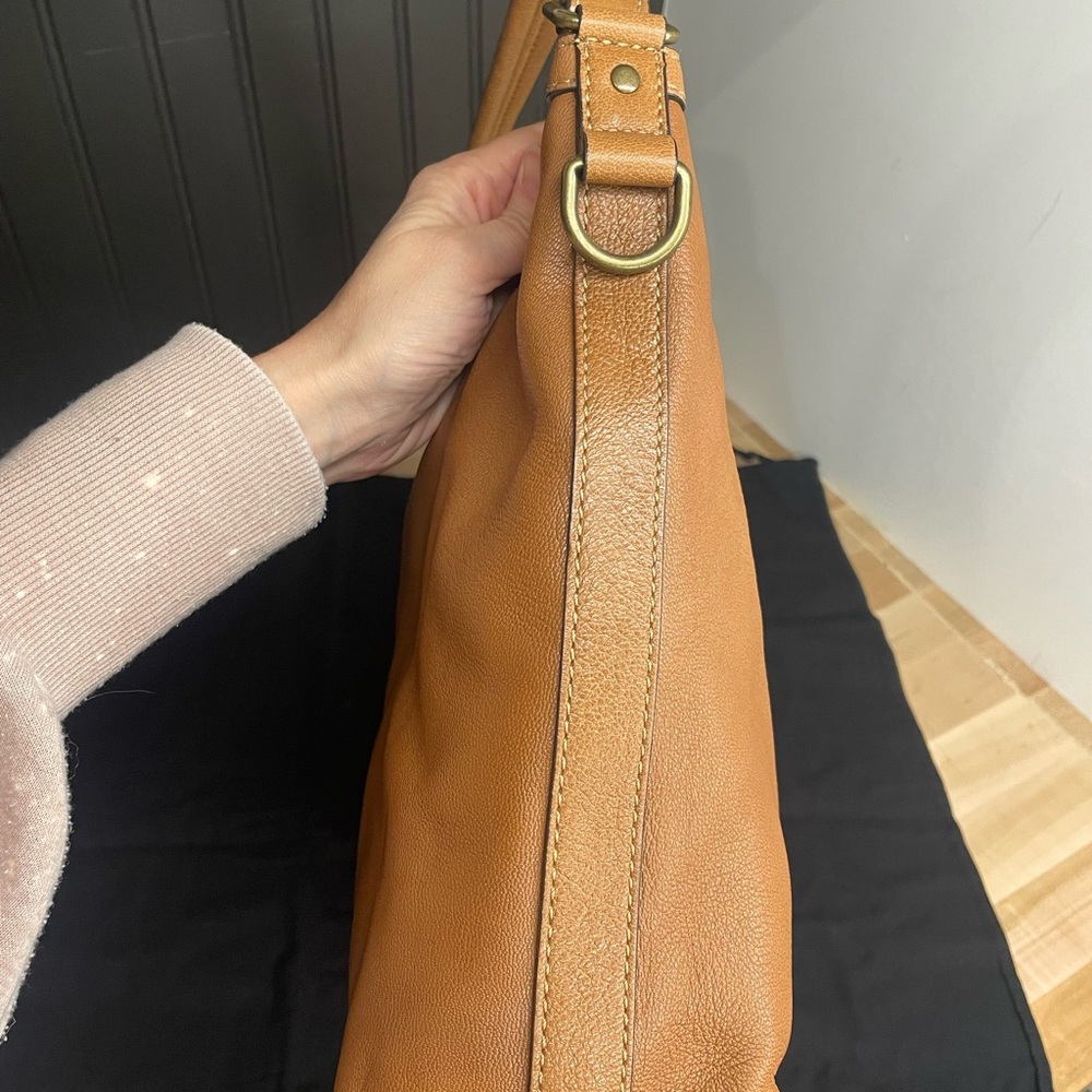 Frye Tan Leather Hobo Bag - Picture 7 of 15